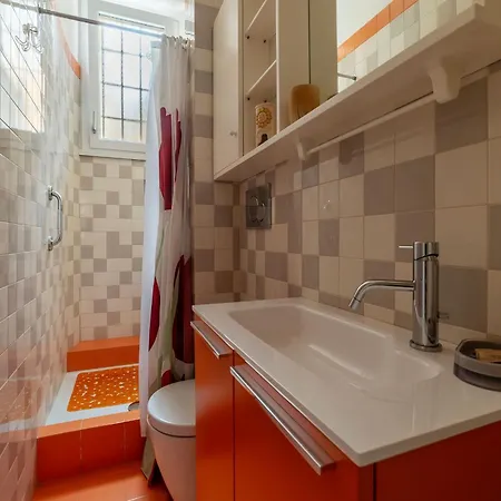 Casa Luisa - Welcometorhome شقة *
